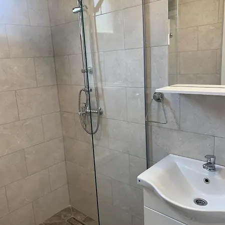 Appartement Boka 2 *